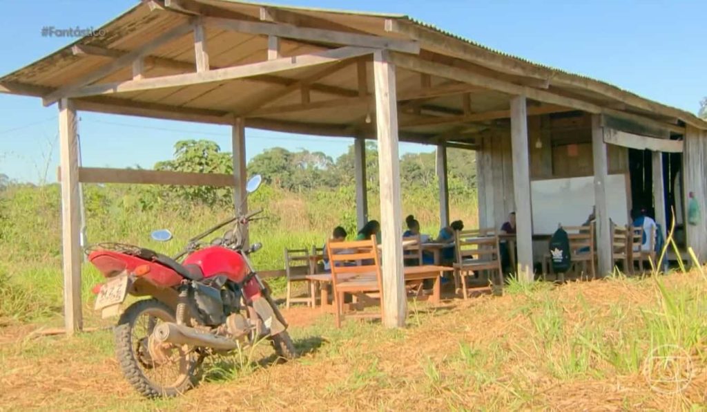 Escola Limoeiro