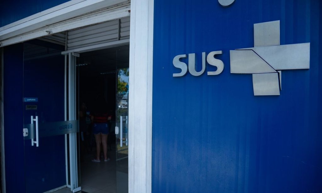 Médicos especialistas SUS
