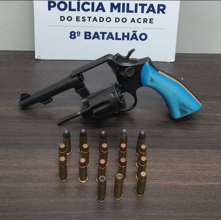 PM cumpre mandado de prisão e apreende arma em Sena Madureira