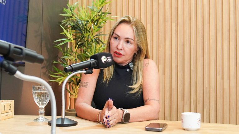 Sula Ximenes retira pré-candidatura e diz que seguirá à frente do Deracre