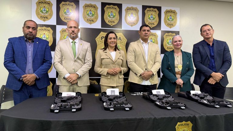 Mailza entrega viaturas e armamentos para fortalecer atuação da Delegacia da Mulher