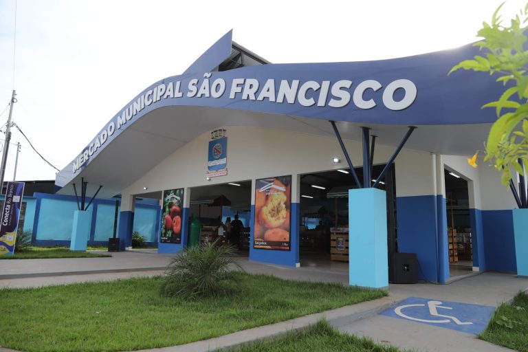 Alysson visita Mercado Municipal São Francisco e destaca valorização dos produtores rurais