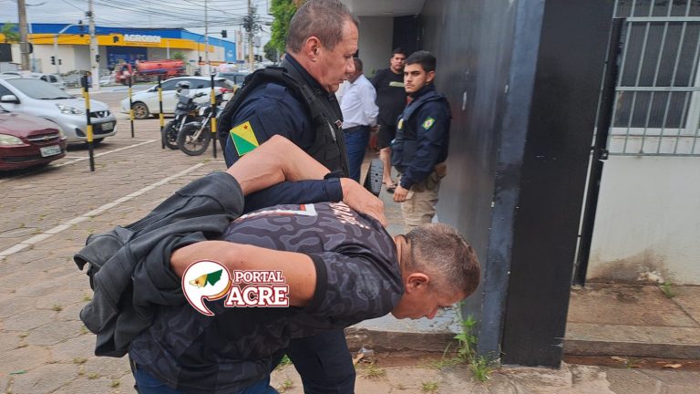 Assaltantes são presos após roubo a comércio e fuga frustrada em Rio Branco; veja as imagens