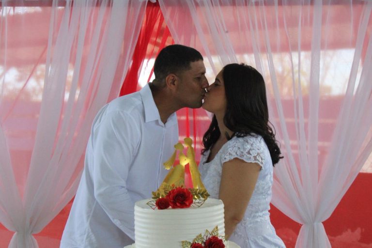 35 casais dizem “sim” em casamento coletivo em Senador Guiormard