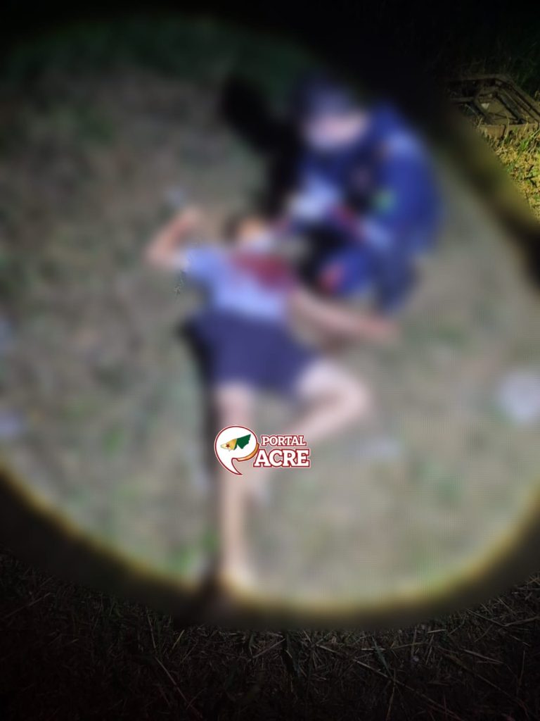 Jovem armado morre atingido pela polícia durante ocorrência de roubo de moto na Baixada da Sobral