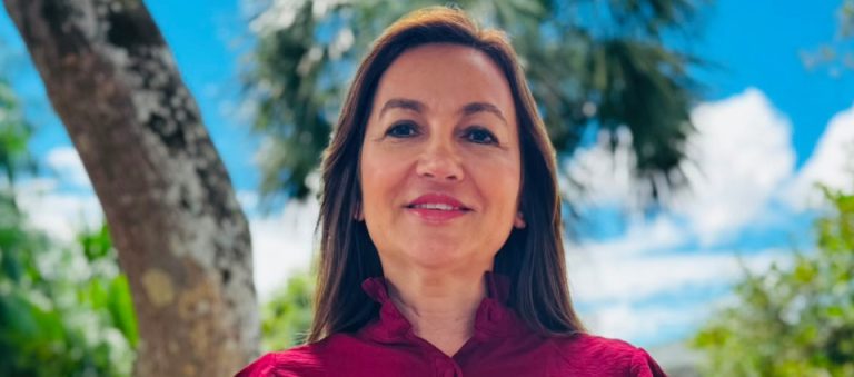 Reconhecimento Internacional: Professora da Ufac é premiada em congresso sobre inovação e sustentabilidade