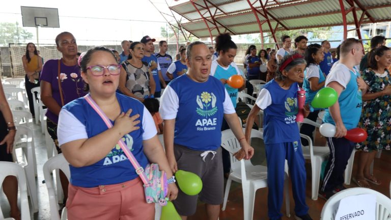 Prefeitura reafirma compromisso com a inclusão na celebração dos 45 anos da APAE de Rio Branco