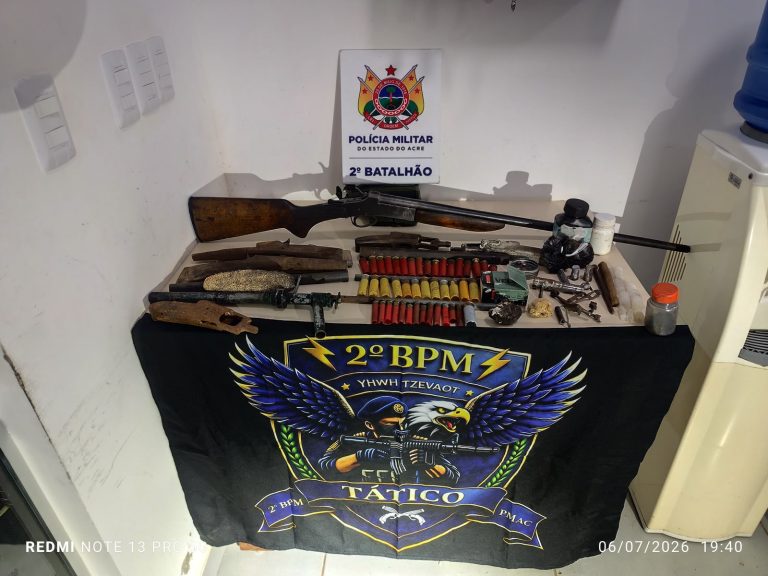 PM apreende armas, peças e munições no Belo Jardim II
