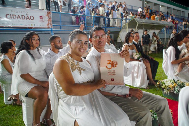 Casamento Coletivo do TJAC reúne 233 casais durante a Expoacre Juruá e fortalece cidadania em Cruzeiro do Sul