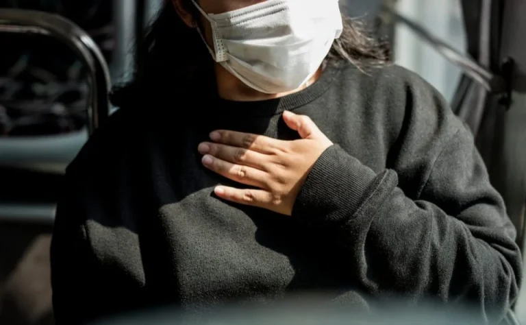 Internações por síndromes respiratórias graves chegam a quase 2 mil no Acre e atingem maior nível em três anos
