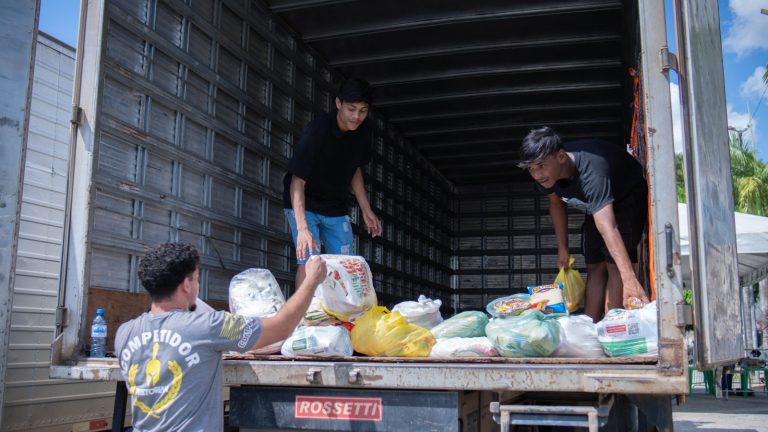 Alimentos arrecadados na Expoacre serão destinados a instituições sociais que atendem pessoas em situação de vulnerabilidade