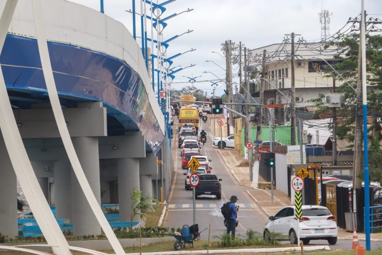 Furtos de cabos comprometem iluminação dos elevados Beth Bocalom e Mamedio Bittar