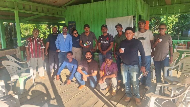 Capacitação orienta extrativistas sobre mapeamento de castanhais na Reserva Chico Mendes