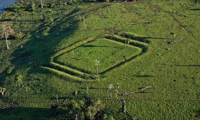 Superinteressante destaca civilização Aquiry e a dimensão ainda desconhecida dos geoglifos do Acre