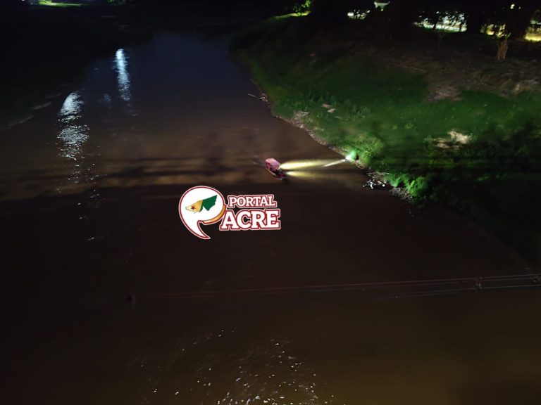 Homem pula da ponte Coronel Sebastião Dantas e desaparece nas águas do Rio Acre; veja vídeo