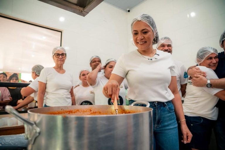 Governo participa de café da manhã comunitário em celebração à Revolução Acreana e ao aniversário do bairro Seis de Agosto