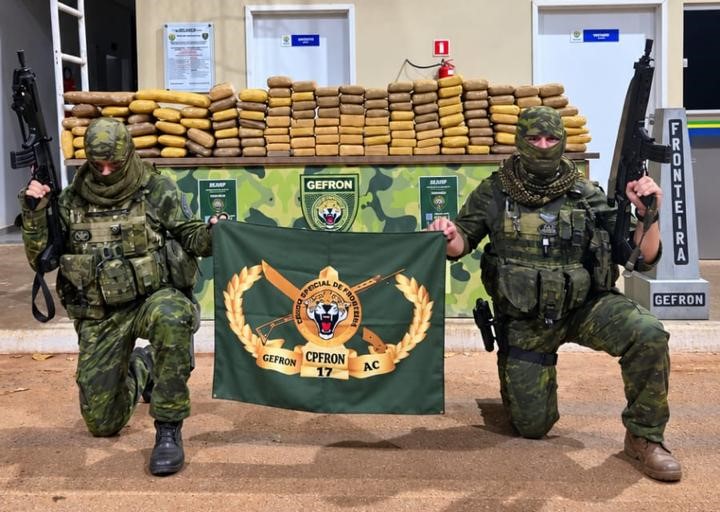 GEFRON apreende quase 128 kg de skunk durante operação na zona rural de Senador Guiomard