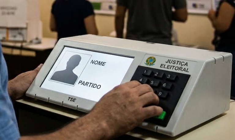 Candidatos do Acre têm até 10 de setembro para validar foto e dados que aparecerão na urna