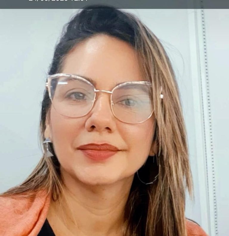 Artigo de opinião - Entre o Bem e o Mal: A Política que nos divide