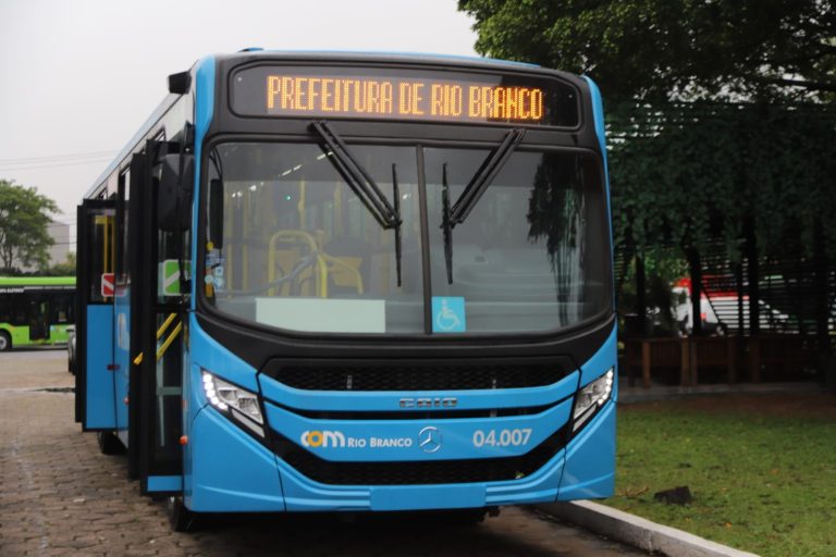 Empresas já podem comprar créditos de vale-transporte pelo novo site da COM Rio Branco