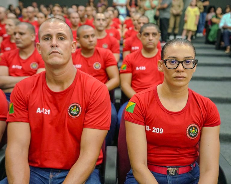 Corpo de Bombeiros do Acre realiza aula inaugural do Curso de Formação de Soldados no auditório do Ifac