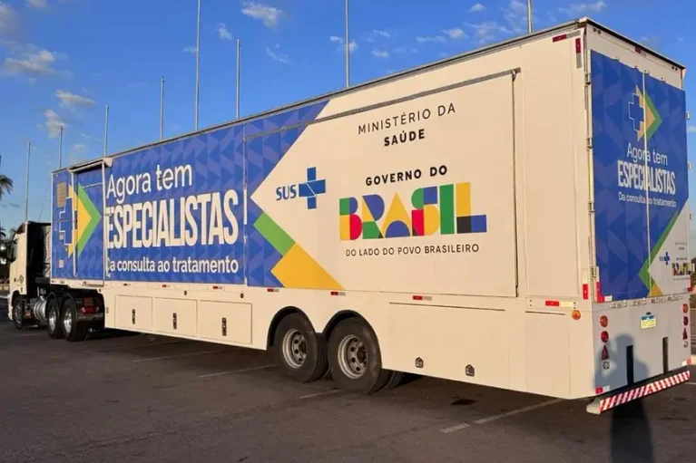 Carreta de saúde amplia oferta de tomografias para moradores de sete municípios do Acre