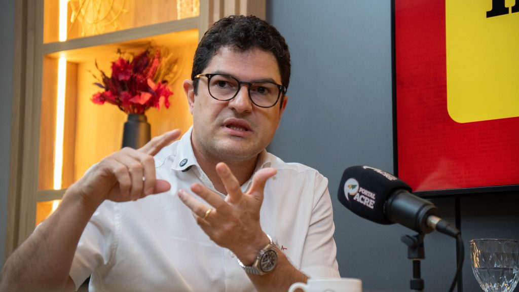 Em destaque: No ‘Dedin de Prosa’, Eduardo Ribeiro afirma não se arrepender de apoio a Alan Rick