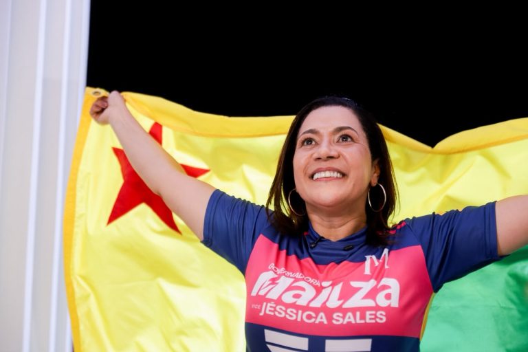 Mailza Assis e o direito de ser tudo - Por Daigleíne Cavalcante